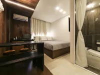 Hotel Lavieen Hotel dekat Perpustakaan Starfield