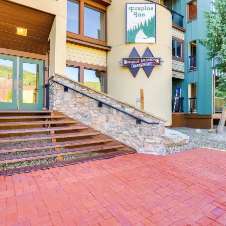 Copper Mountain Condo - Walk to Ski Lift!