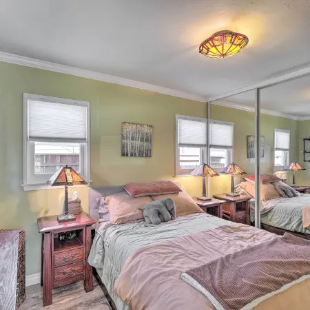 Charming Craftsman Cottage with Garden and Hot Tub!