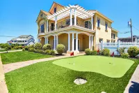 Luxury Mediterranean Mansion -Pool, Elevator, Roof Deck,3rd House From The Beach