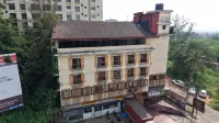 Pratham Inn by Downtown Hotel Hotels near Botany Garden (Botanica)