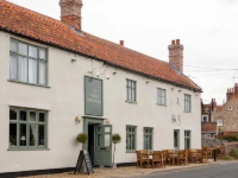 The Three Swallows Cley Hotels in Holt