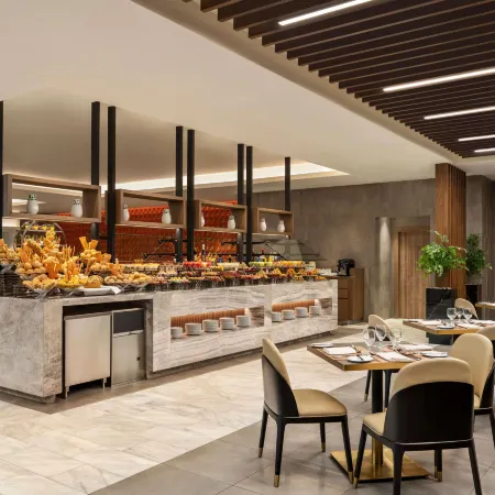 Mövenpick Hotel & Residence Hajar Tower Makkah