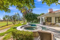 Newly Remodeled PGA West Golf Course Estate with Private Pool and Jacuzzi!