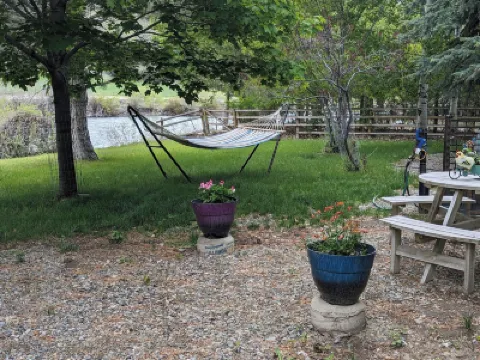 Salmon Gypsy Bed and Breakfast فنادق في 