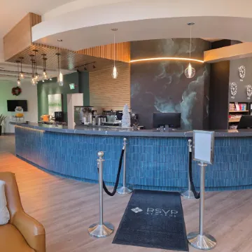 Sandman Signature Surrey-Guildford Suites