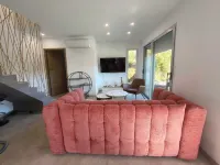 New villa with pool and spa, Aubenas Hotels in Aubenas