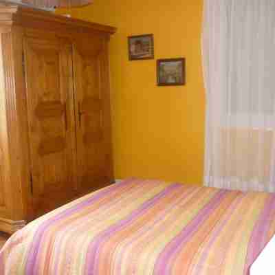 Geranium Apartment Rooms