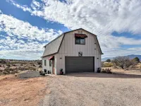 Wine Country Retreat in Cornville: Hot Tub & View Hotels in Cornville