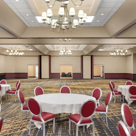 DoubleTree by Hilton Hotel Cincinnati Airport