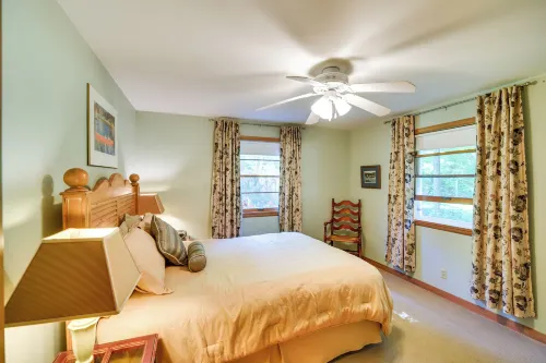Ephraim Vacation Rental - 3 Mi to Fish Creek Beach - parking
