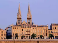 Hôtel Mercure Bordeaux Château Chartrons Hotels near port of the Moon
