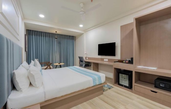 HOTEL TGR
