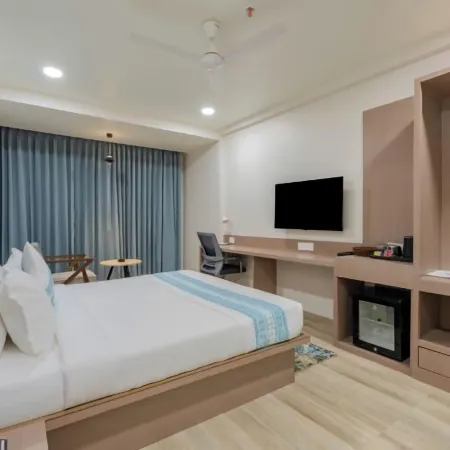 HOTEL TGR