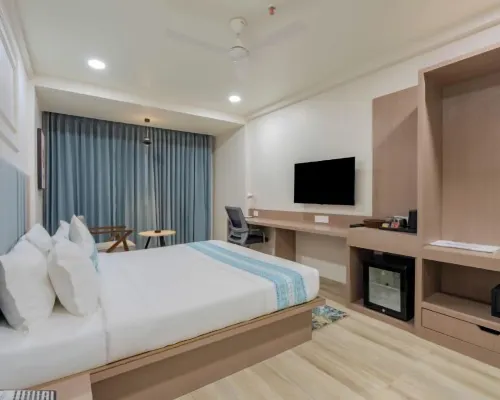 HOTEL TGR Hotels in Ankleshwar