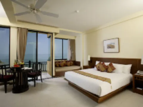 Supalai Scenic Bay Resort & Spa Phuket Hotels near Koh Naka Yai