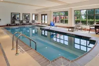 La Quinta Inn & Suites by Wyndham Bessemer - Pools