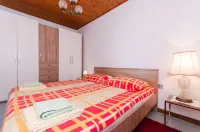 Apartments Ilinka - balcony