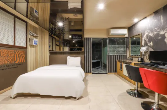 Suyu Hotel Soo Hotels near Suyu Station