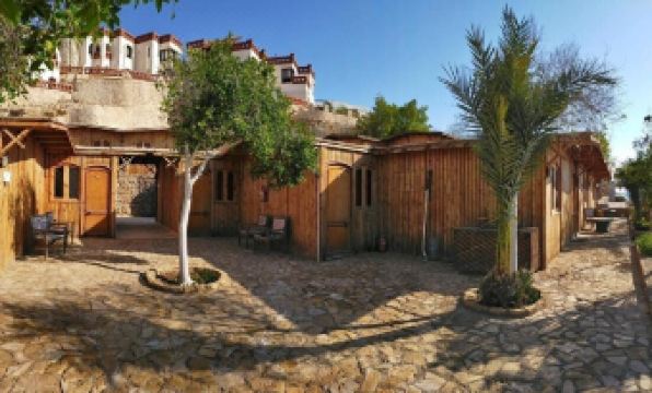 Umbi Sharks Bay Diving Village