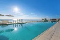 Daytona Grande Oceanfront Resort - Beach