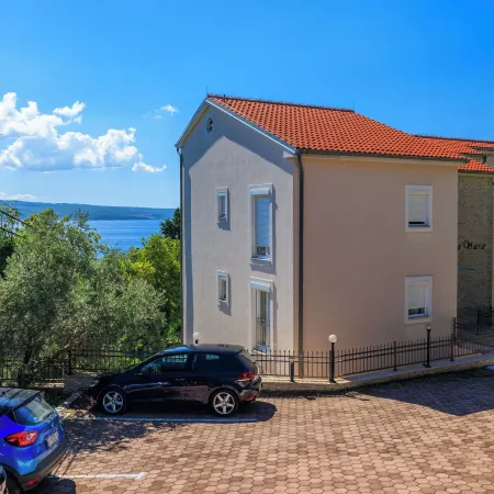 Apartment Villa Sara