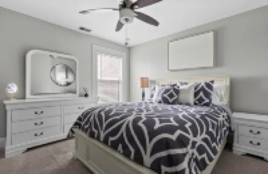 LeCoop Ultra Luxury 2 Bed Loft on Bourbon Trail.Close to All Distilleries