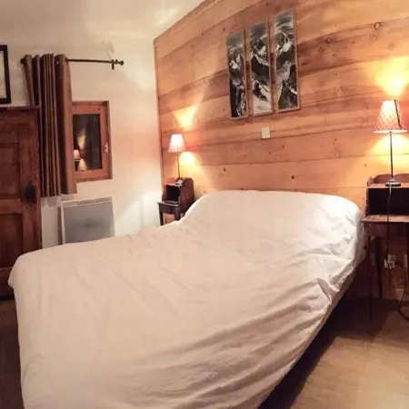 Apartment in Alpe d'Huez Near Ski Slopes