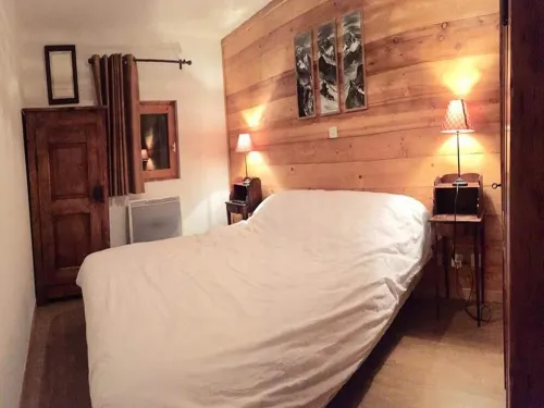 Apartment in Alpe d'Huez Near Ski Slopes