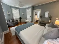 Spacious Suite 1 Bed/ 1 Bath/ Pullouts Sofas - Unit 5 1 Bedroom Apts - Balcony