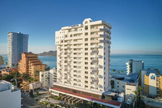 Sunvivia by Fiesta Americana Mazatlán Hoteles en 