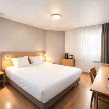 Séjours & Affaires Bordeaux de l'Yser Rooms