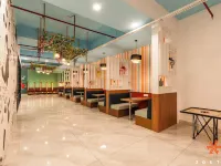 Zostel Noida Hotels in Noida