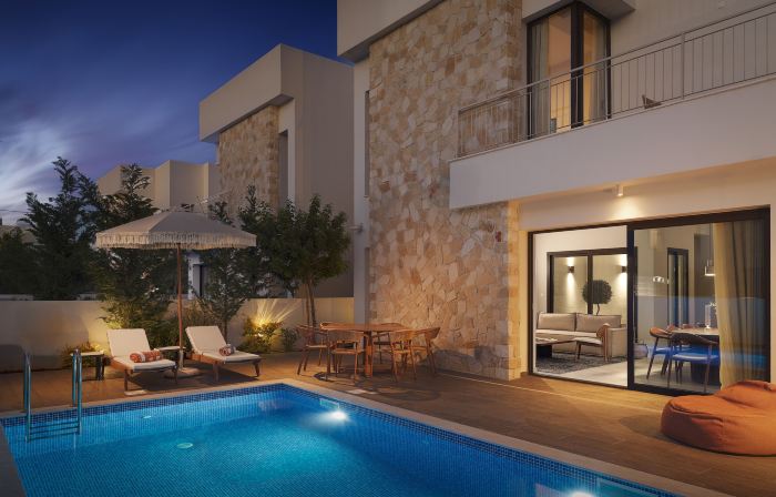 LIV & CO SUITES & VILLAS