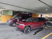 Alex Hotel and Suites - parking