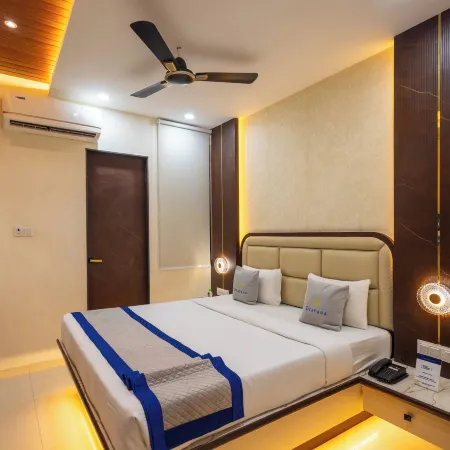 Hotel Pravasa Stay, Dewas Naka