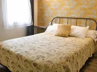Hôtel Saint-Florent, à 2 Pas du Théatre Antique d'Orange Hotels in Orange