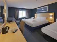 Travelodge Staines Hotel a Staines