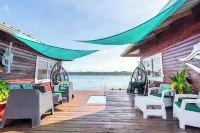 Coral Wing Casitas - 3-Star