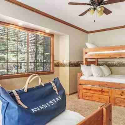 Pinecrest Lodge by Avantstay Game Room + Outdoor Dining Near Big Bear Lake + Slopes Rooms