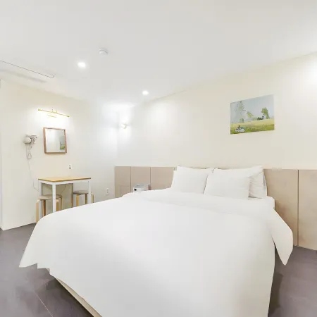Hotel Azure