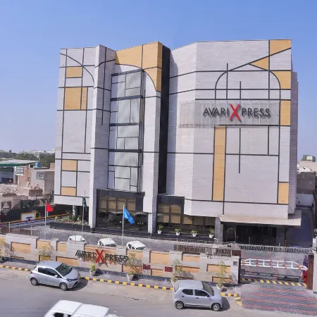 Avari Xpress Hotel - Multan