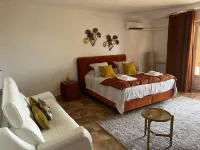 Les Petites Terrasses Hotels in Grasse