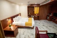 HOTEL THE PEARL SHINE - balcony