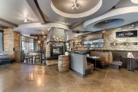 Best Western Plus Mission City Lodge - bar
