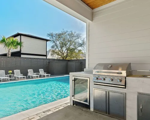 Woodland Shores by Avantstay Sleeps 22 Massive Pool + Spa Golf Cart + Game Room + BBQ Near Seaside Hotels in Walton County