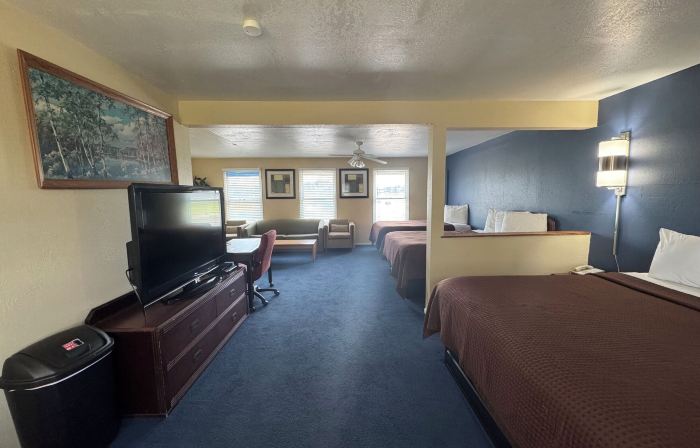 Westwoods Motel