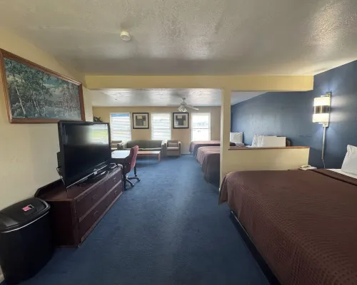 Westwoods Motel Hotels in Fulton