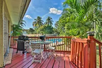 Quaint Central Miami Bungalow 10 Mi to Mid-Beach! - Kitchens