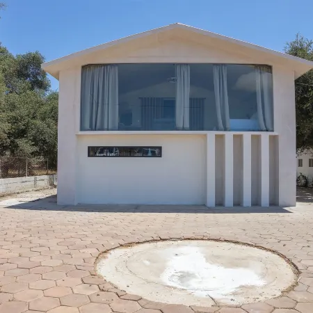Casa Bugambilias by Villa de La Rosa